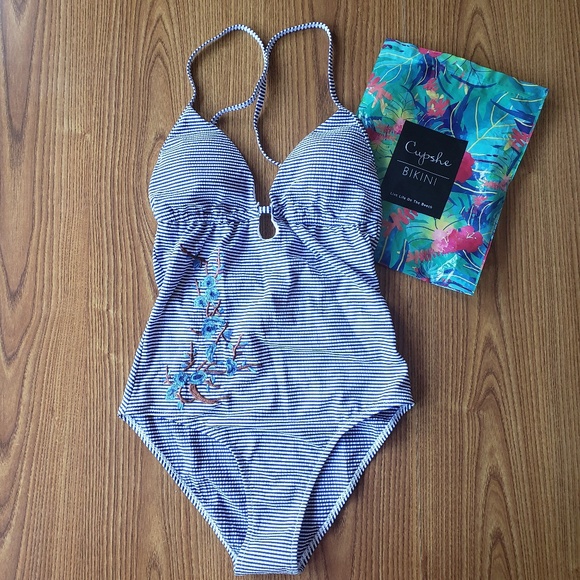 cupshe blue and white striped one piece